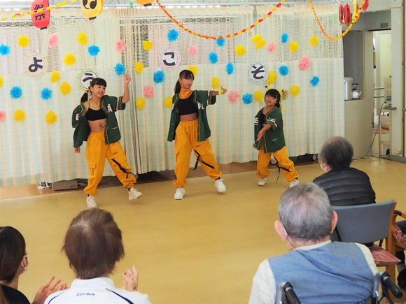 子供ダンスと日本舞踊～通所～