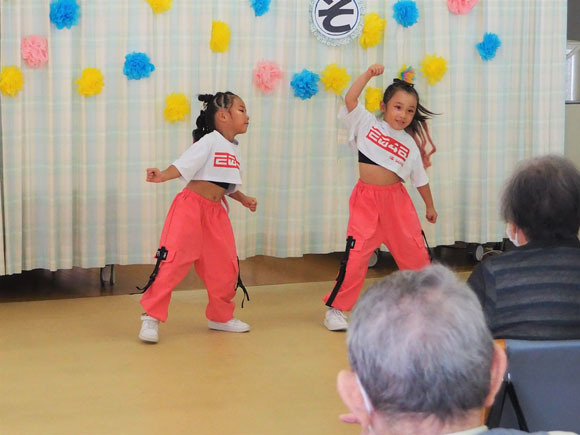 子供ダンスと日本舞踊～通所～