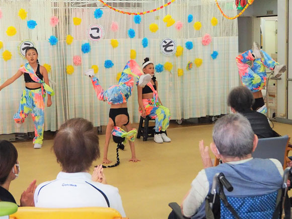 子供ダンスと日本舞踊～通所～
